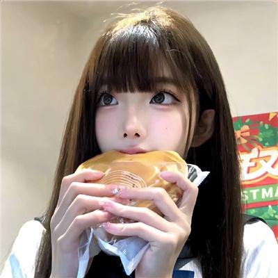 窃窃私语